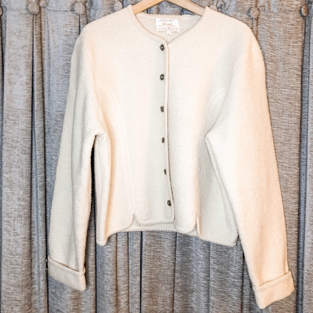 Vintage Tally Ho Cream Wool Floral Engraved Button Front Jacket Size 12